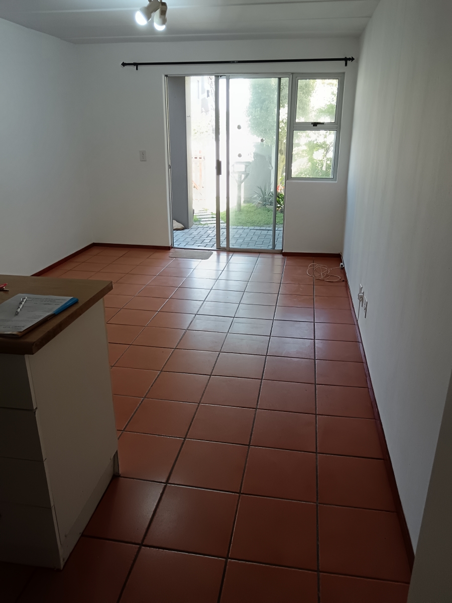 To Let 2 Bedroom Property for Rent in West Beach Western Cape